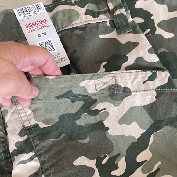NWT Signature by Levi Strauss & Co.™ Men's Comfort Utility Pants Camo 32X32 - Picture 11 of 12